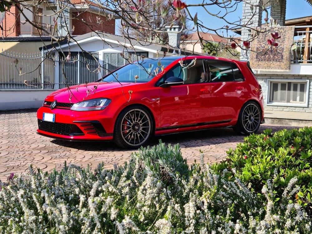 OZ ST-Aero_VW Golf7-1.jpg